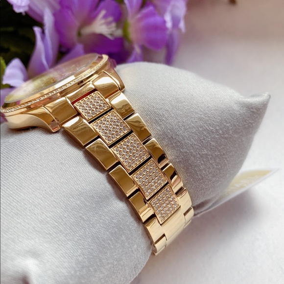 Michael Kors Riley Gold Tone Watch - Picture 5 of 7